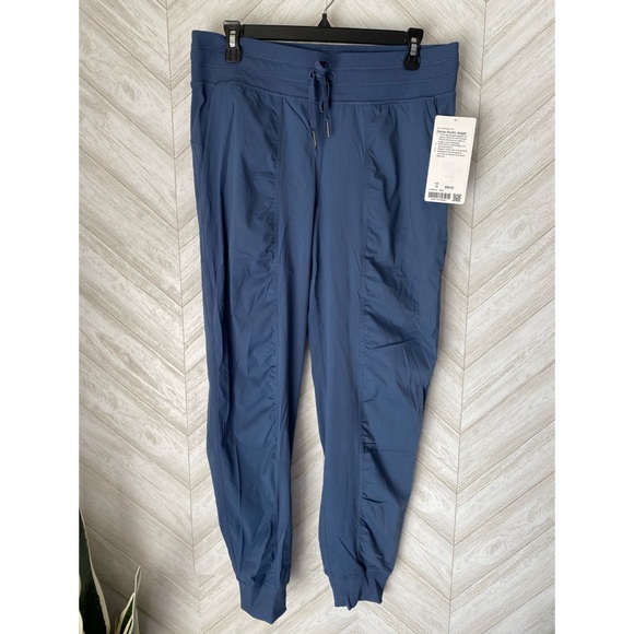 🍋Lululemon Dance Studio Jogger🍋 - Picture 5 of 10